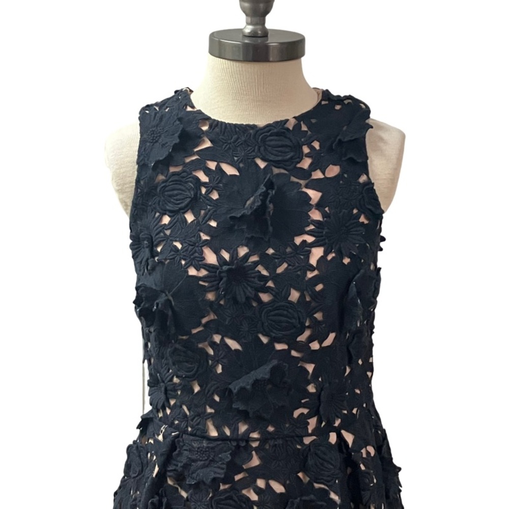 NICOLE MILLER Collection Women 3D Embroidered Floral Dress SZ 6 Black Elegant - Picture 2 of 12